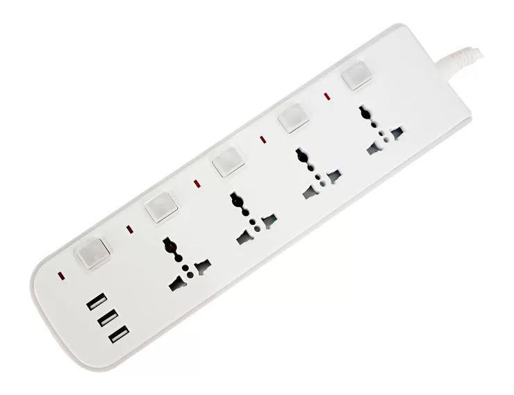 Tronic 4 Way Extension With USB Ports