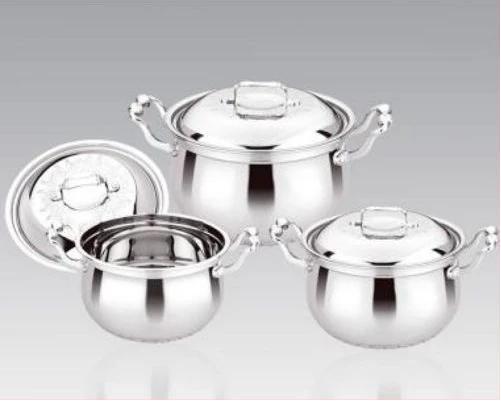 6 Piece 20, 22 & 24CM Stainless Steel Saucepans Cooking Pots- Silver.
