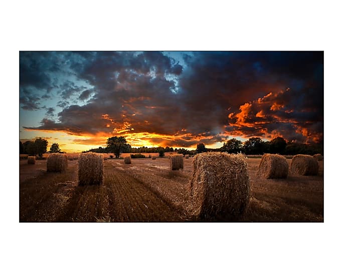 Samsung 55 - Inch LH55VMBU VMT-U Ultra Narrow Bezel Video Wall