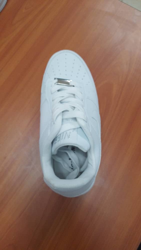Ladies' Laced Sneakers - White