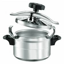 HTH PRESSURE COOKER – 7Litres