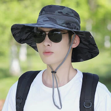 Camouflage dual-use flip-knap design solhat med mesh og vindtæt reb til udendørs fiskeri og UV-beskyttelse.