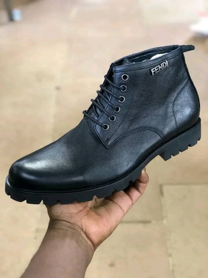 Fendi Men's Boots Designer Shoes - Black